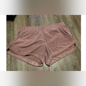 Women’s xl athleta shorts